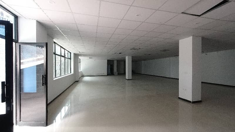 Prime Location 7000 Square Feet Office Available In G-8/1 For rent 23