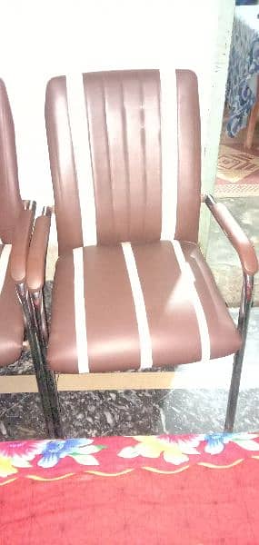 3 chairs urgent for sell 1