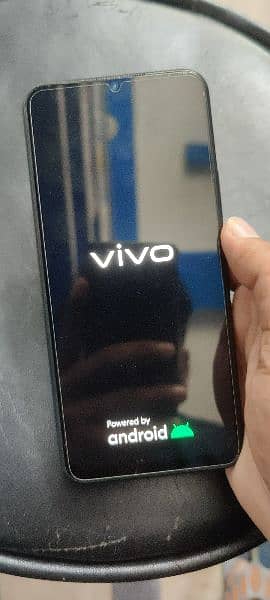 Vivo Y33s 8,128 with Box 3