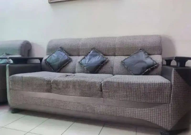 SOFA SET 3+2+1 FOR SALE ( CONTACT NOW ) 0