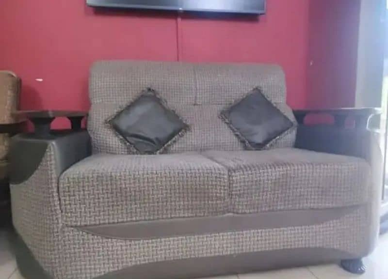 SOFA SET 3+2+1 FOR SALE ( CONTACT NOW ) 1