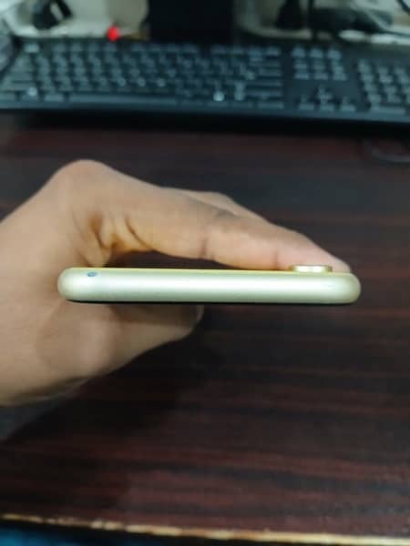 Iphone XR JV NON PTA 3