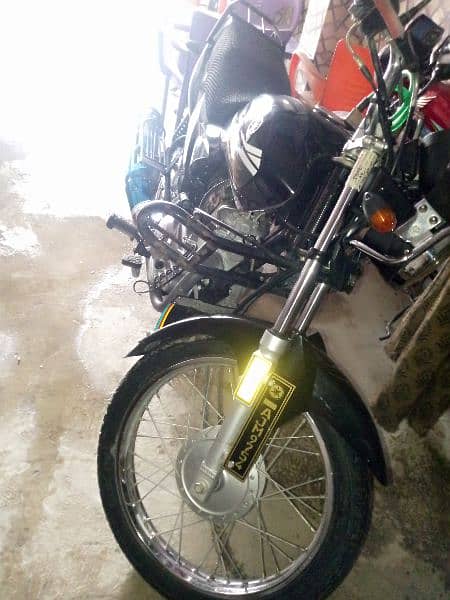 Yamaha YB125Z 0