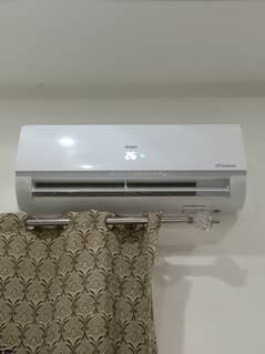 Haier 1 ton dc inverter 0