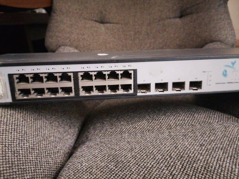 16 Port Gigabyte Switch 1