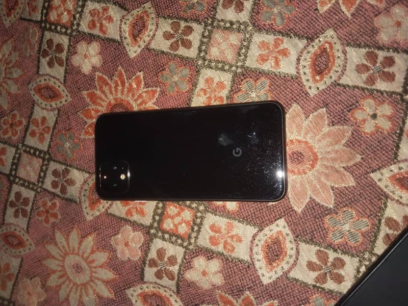 Google Pixel 4 3