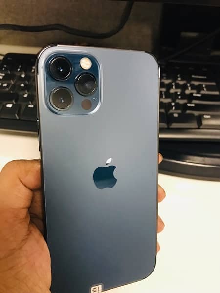 iPhone 12 Pro 1