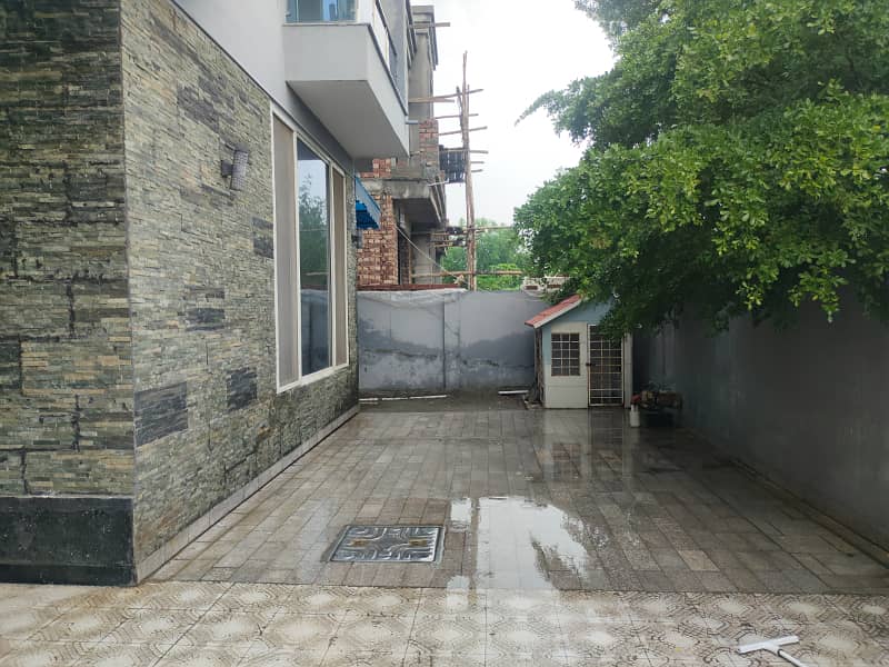 1 Kanal Luxurious House For Rent In Block M3 Lake City Lahore 2