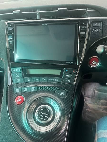 Alpine Ex900 with birdeye view and underseat sub woofer prius zvw30 0