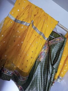 New Miyon 3pies suit stiched medium size gharara suit