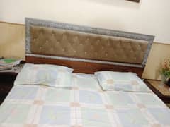 bed for sale with out matres