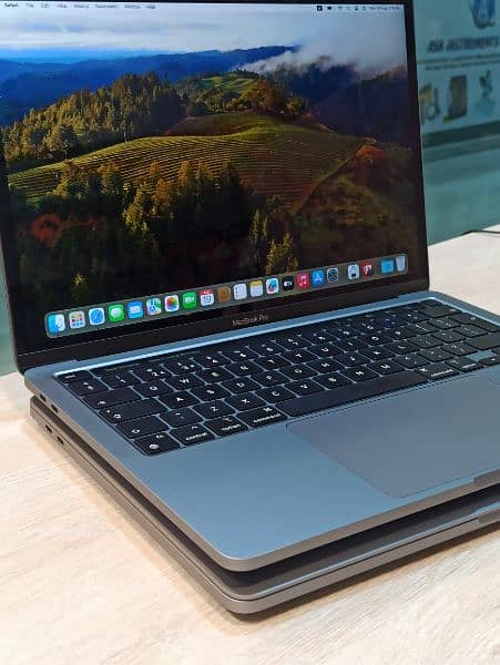 Apple MacBook Pro M1 8GB 512GB |  90+%bh 2