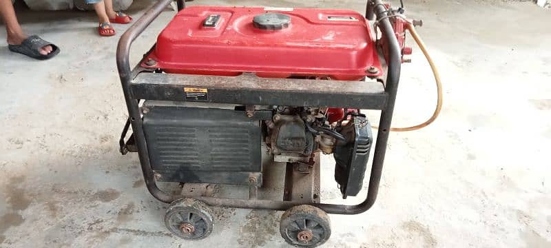 Urgent Sale Used Generator 1