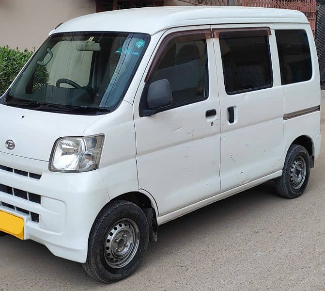 Daihatsu Hijet 2012 3