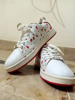 hello Kitty shoes