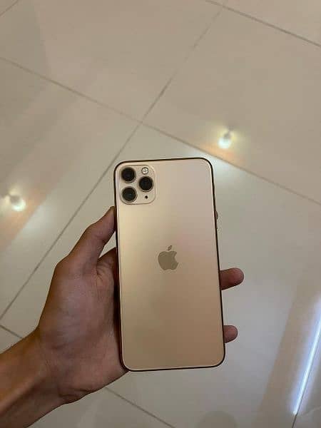 iphone 11 pro max all okay . . . 2