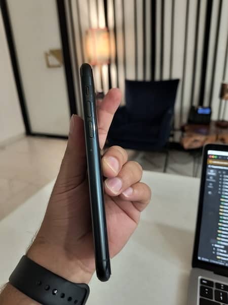 IPHONE 11 PRO PTA APPROVED 2