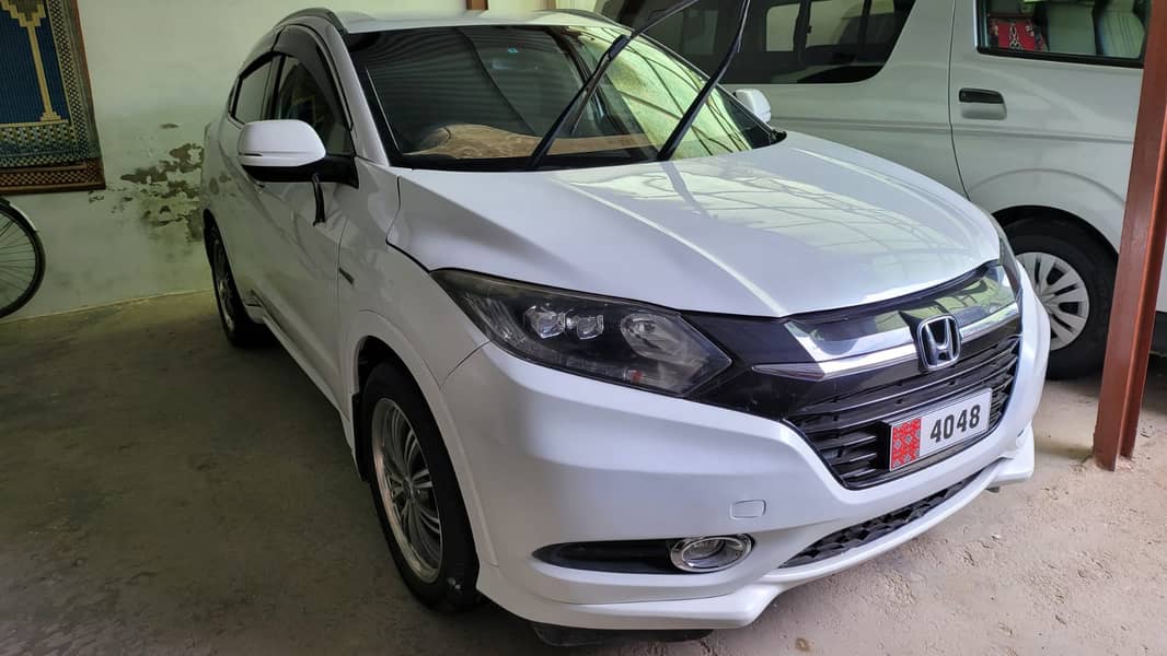 Honda Vezel Hybrid Z 2015 Model 0