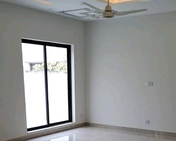 1 Kanal Lower Portion In DHA Defence Of Lahore Is Available For rent 0