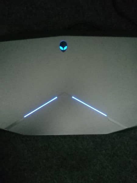 Alienware 0