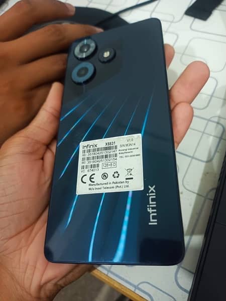 Infinix Hot 30 1