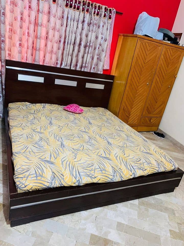 Bed with Dressing Table For Sale 1