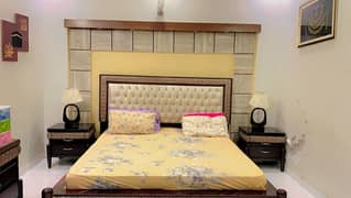 Bed Set / Double Bed / Bedroom Set / Wooden Bed