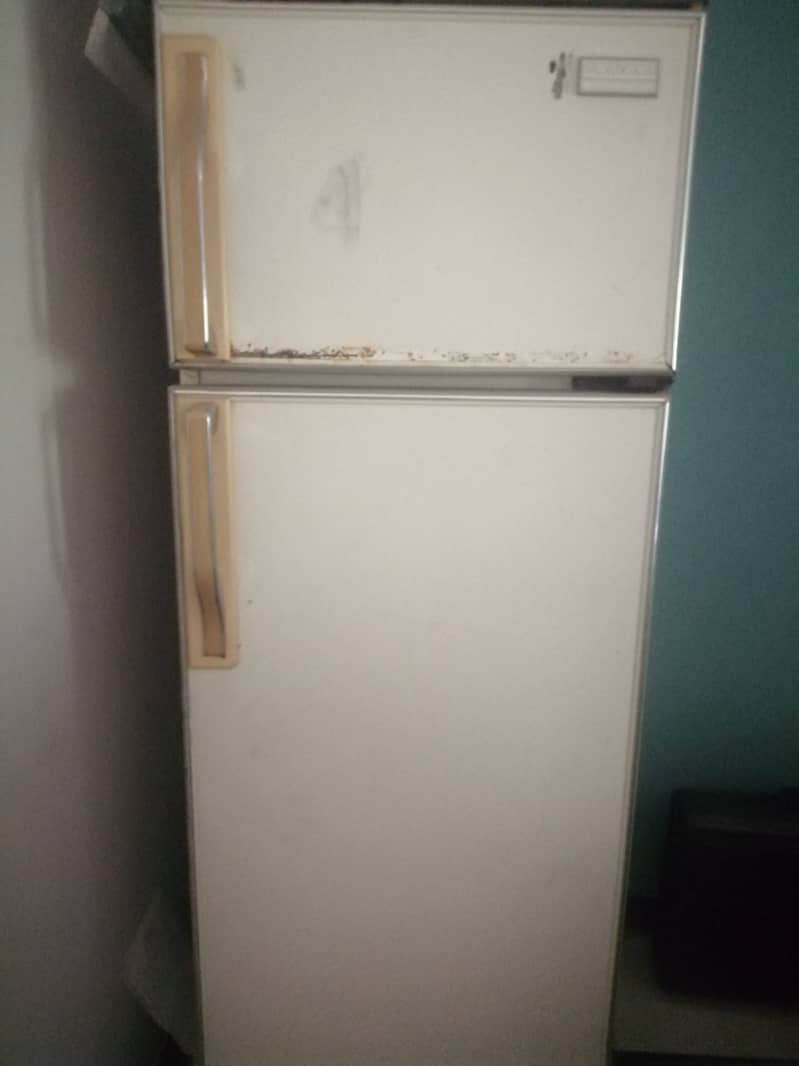 National refrigerator made in Japan or 13 years used. All is okay 3