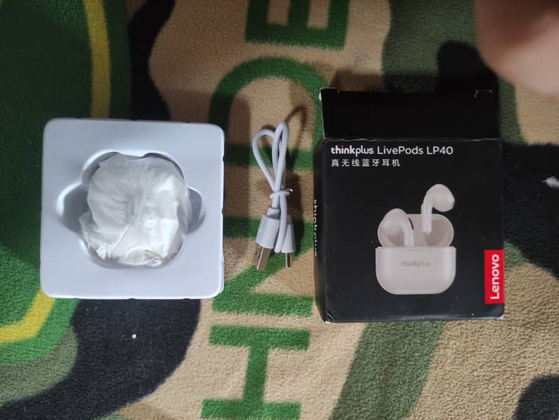 Airpods 1