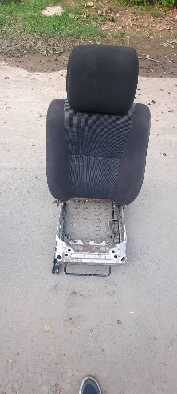 Suzuki sawift. Driving seat original. 4