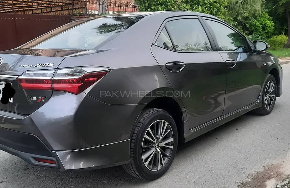 Toyota Corolla Altis 2021 1.6x automatic 4