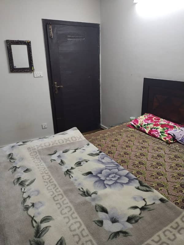 Studio furnished studio and apartment available 4