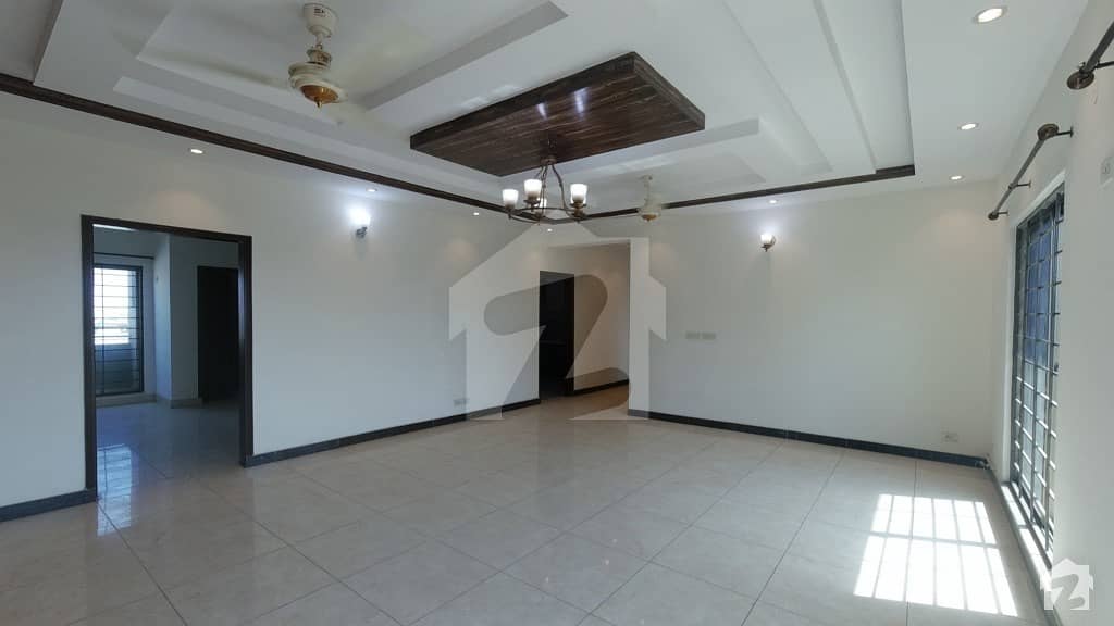 3 Bed Brand New Flat For Rent Askari 11 Lahore 8