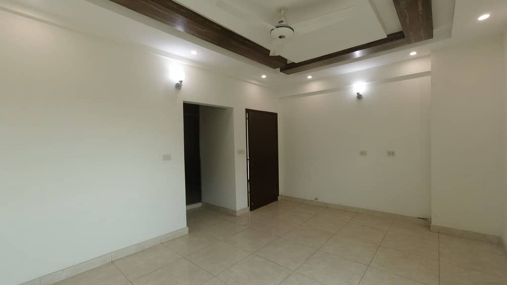 3 Bed Brand New Flat For Rent Askari 11 Lahore 14