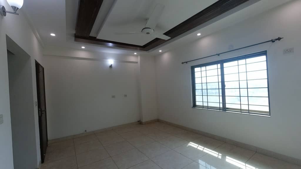 3 Bed Brand New Flat For Rent Askari 11 Lahore 16