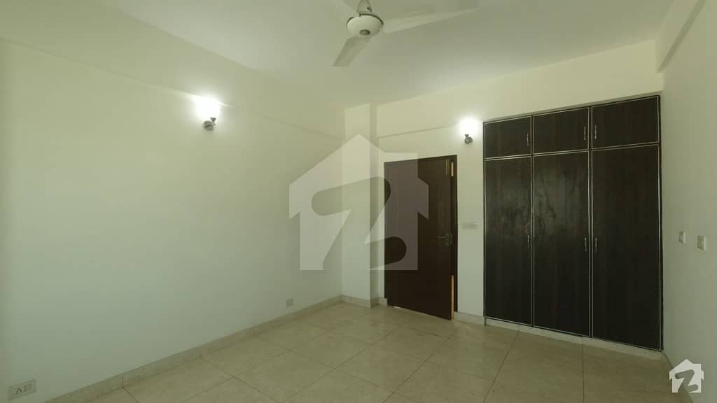 3 Bed Brand New Flat For Rent Askari 11 Lahore 36