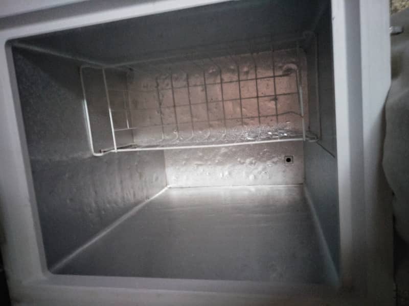 Haier deep freezer condition 10/10 1