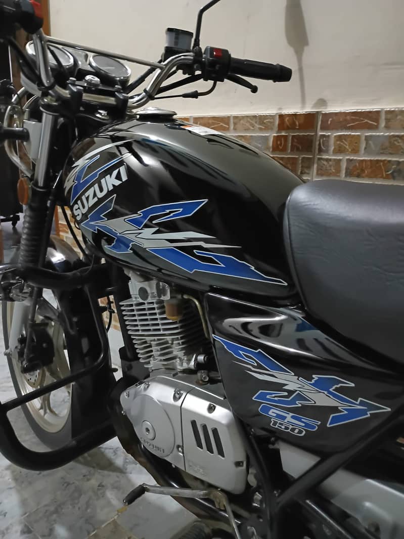 Suzuki GS 150 SE 2020 6