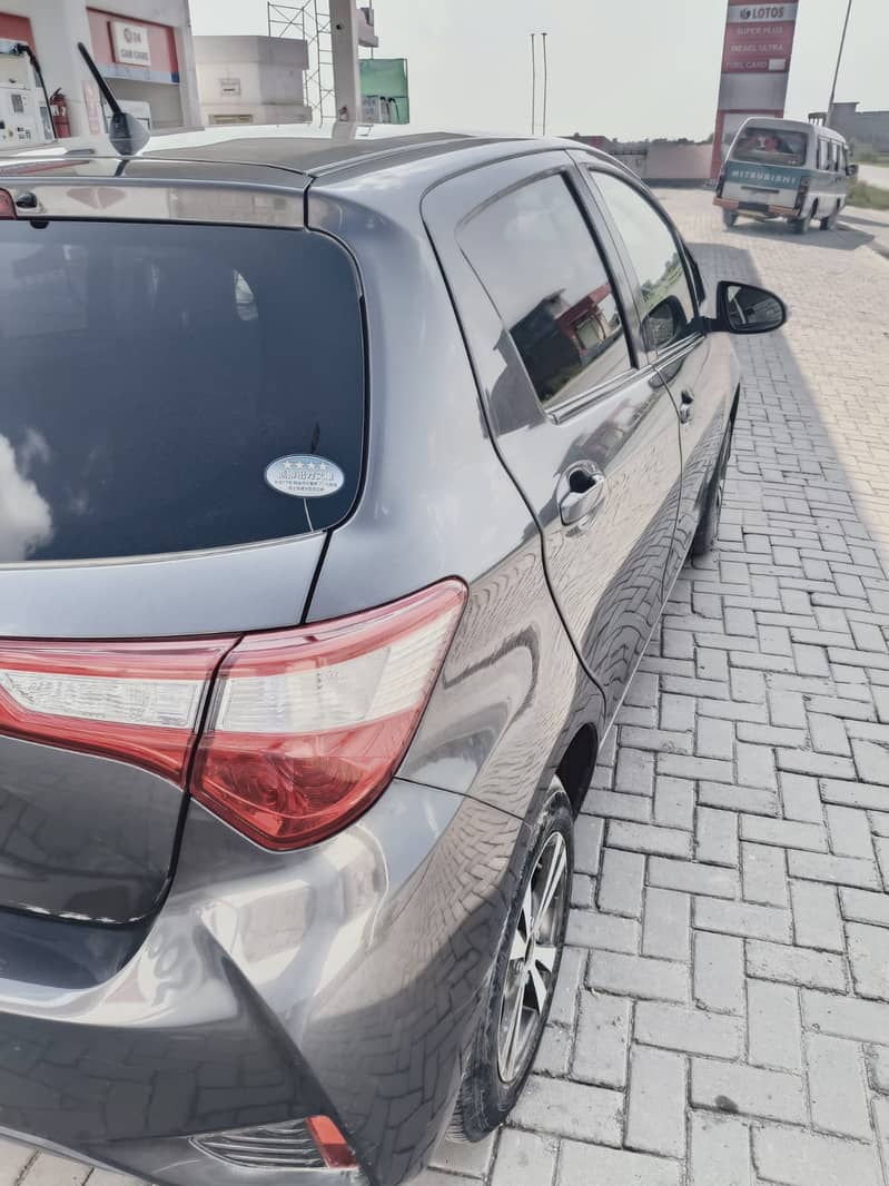 Toyota Vitz 2019 4