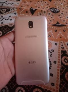 Samsung J7 pro 0