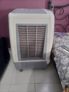 United UD-750 model air cooler