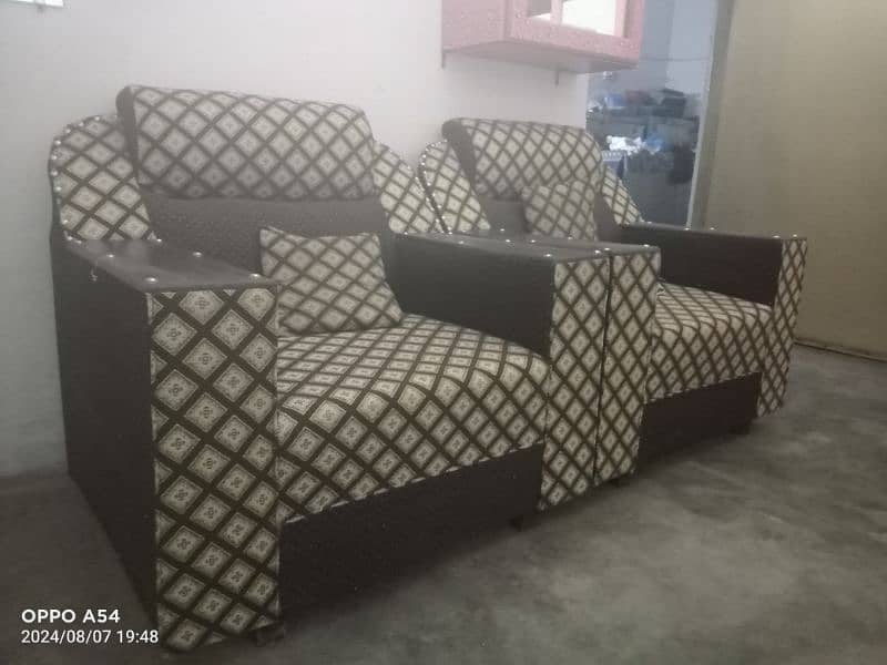 new 5 seater sofa for sell 03135072807 1