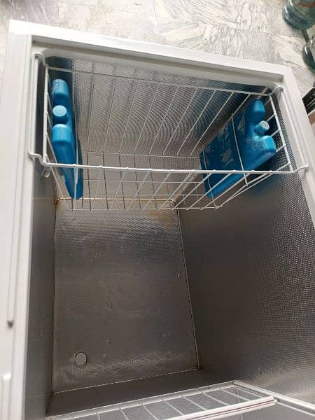 Dawlance Freezer Df. 400ES 7