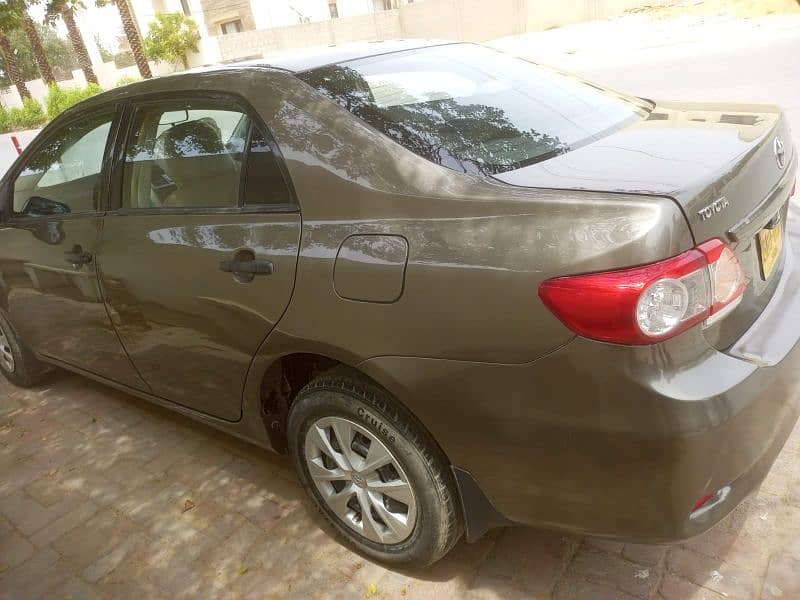 Toyota Corolla GLI 2014 9