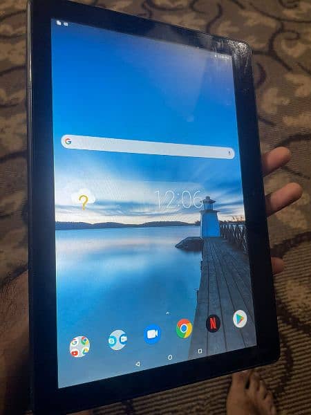 Lenovo tab E10 with box, all oky. 0