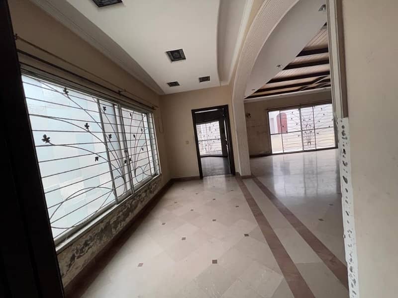 2 Kanal Beautiful House For Rent In Model Town 8