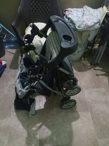 Baby stroller for sale in Karachi 4