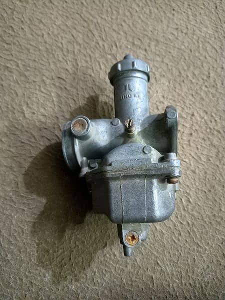 bike carburator honda 125 honda 70. good fuel economy 2