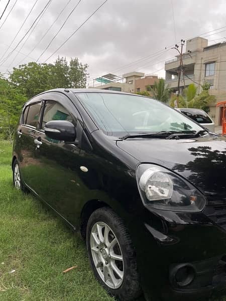 Daihatsu Mira 2012 1