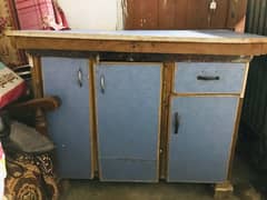 Dressing Table In Good Condition 0